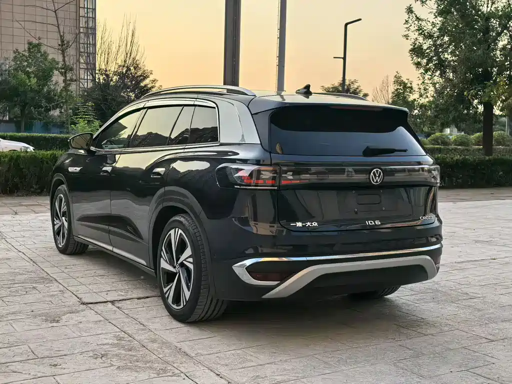 Volkswagen ID.6 Crozz — миниатюра 7