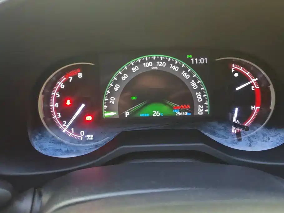 Toyota RAV4 — миниатюра 14