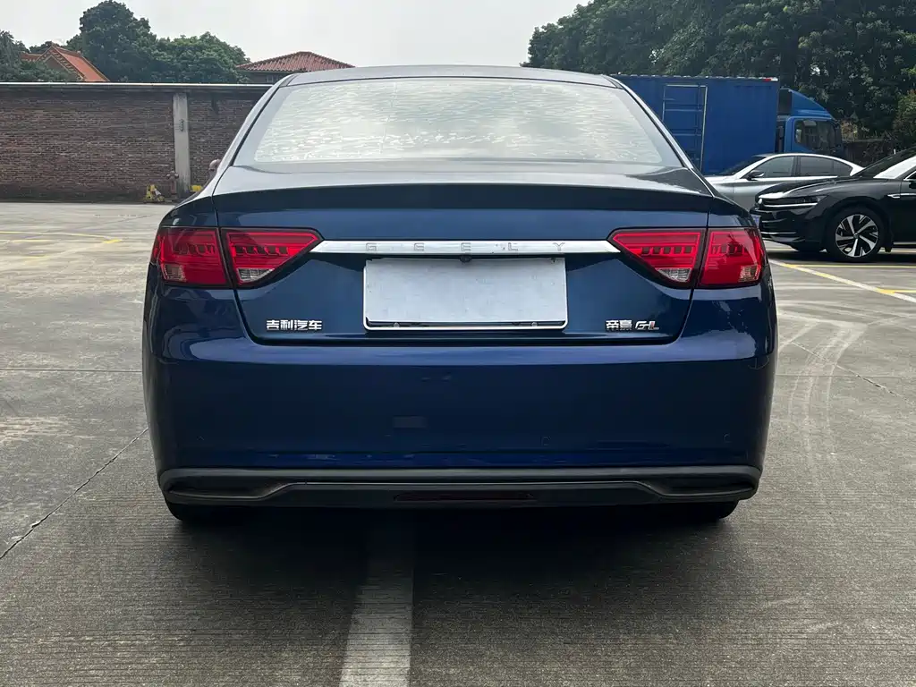 Geely Emgrand GL — миниатюра 5
