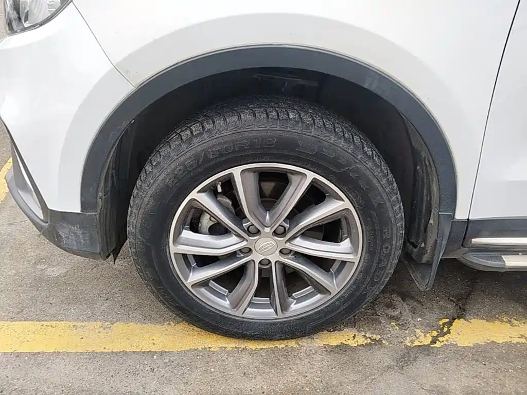 Geely Boyue — миниатюра 23