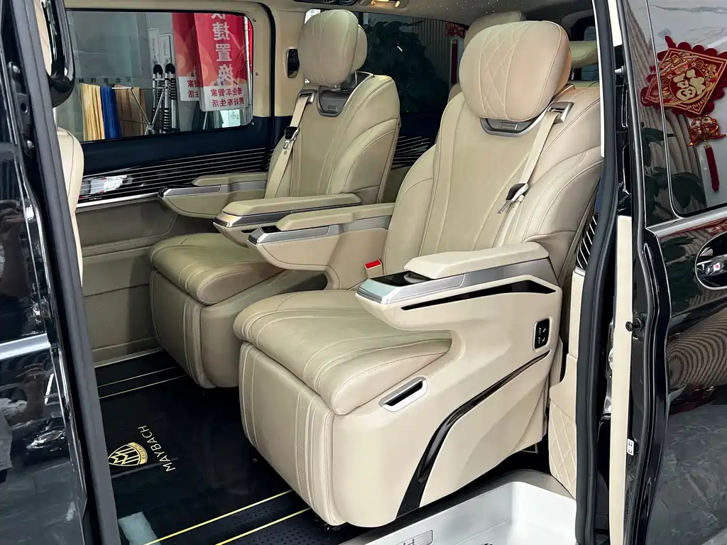 Mercedes-Benz V-Class — миниатюра 20