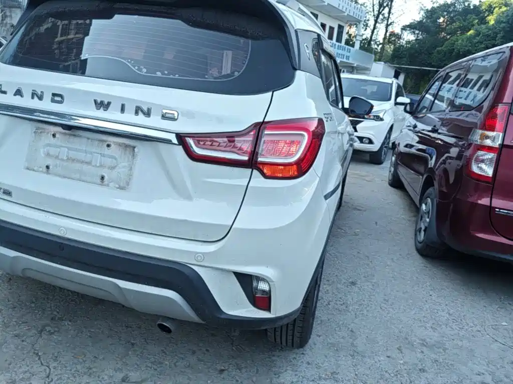 Landwind Landwind X2 — миниатюра 8