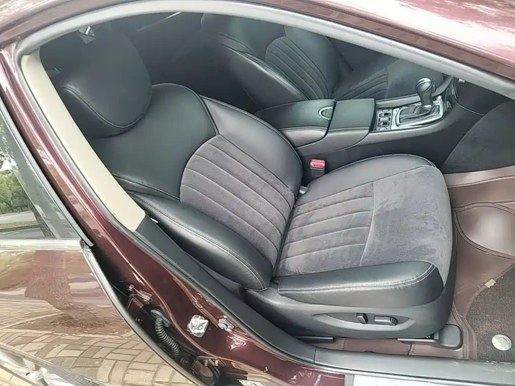 Infiniti QX50 — миниатюра 25