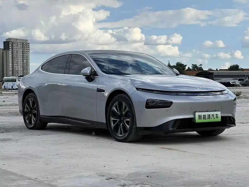 XPeng P7 — миниатюра 3