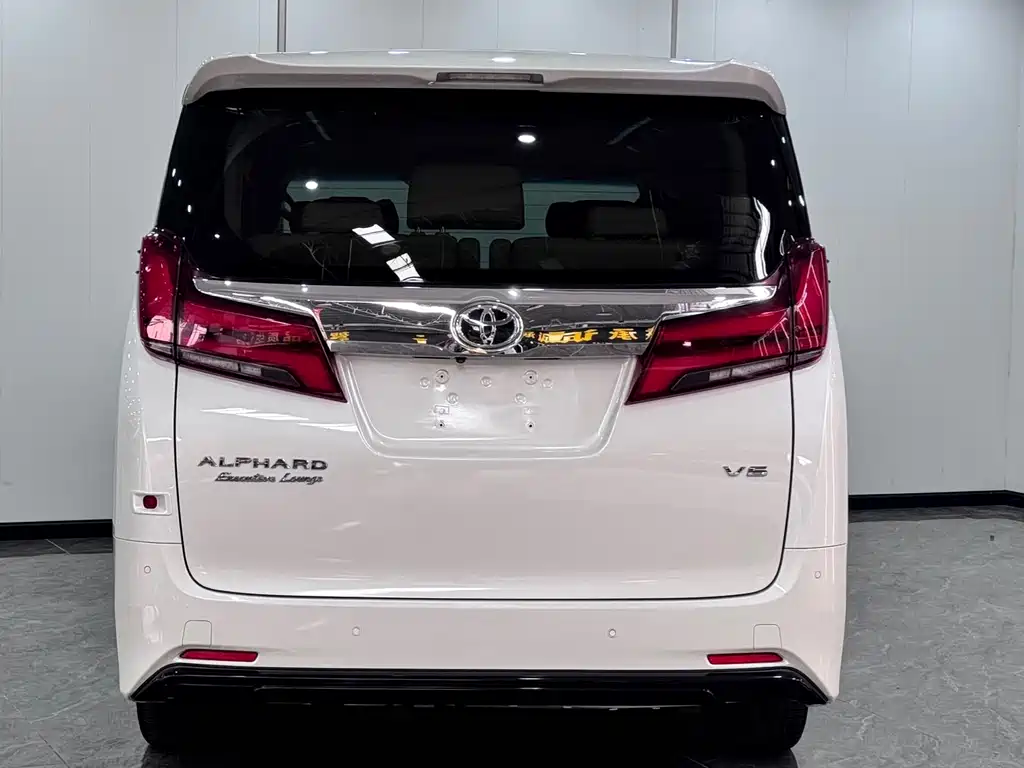 Toyota Alphard 2018 3.5L Luxury