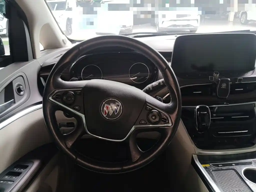 Buick GL8 — миниатюра 11