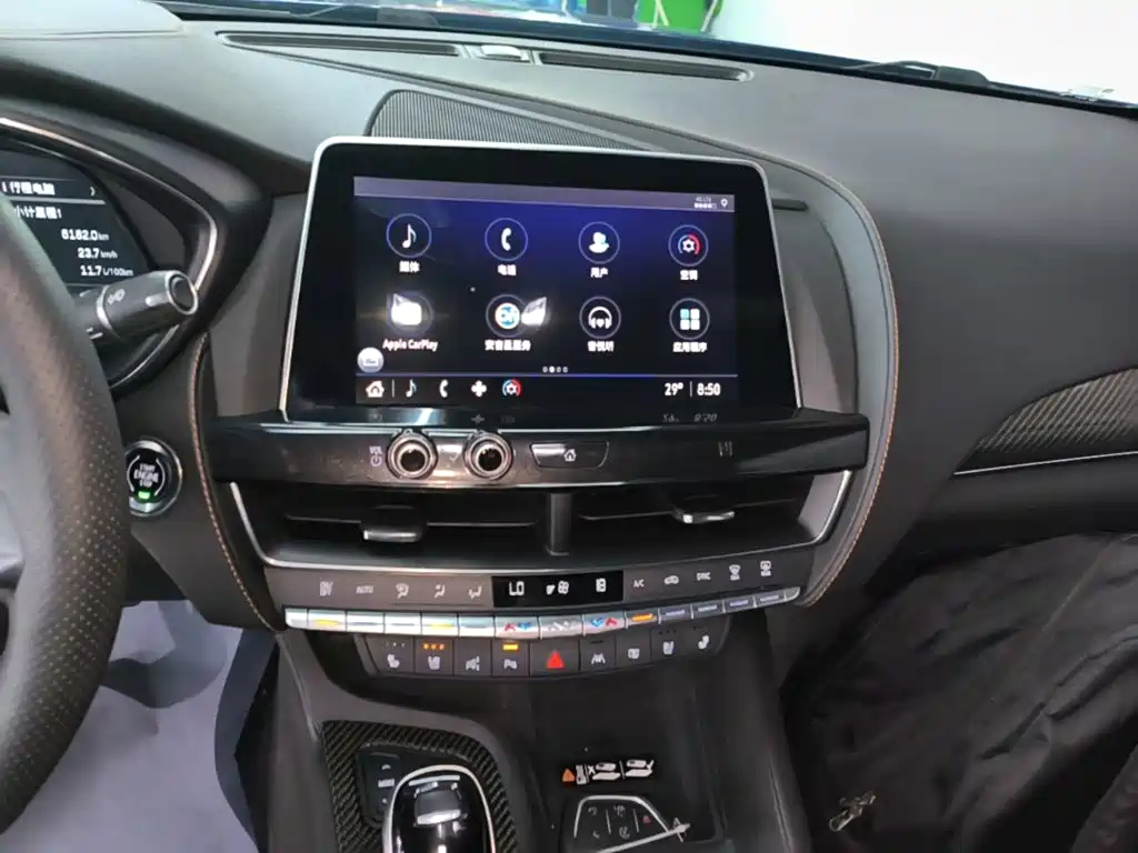 Cadillac CT5 — миниатюра 13