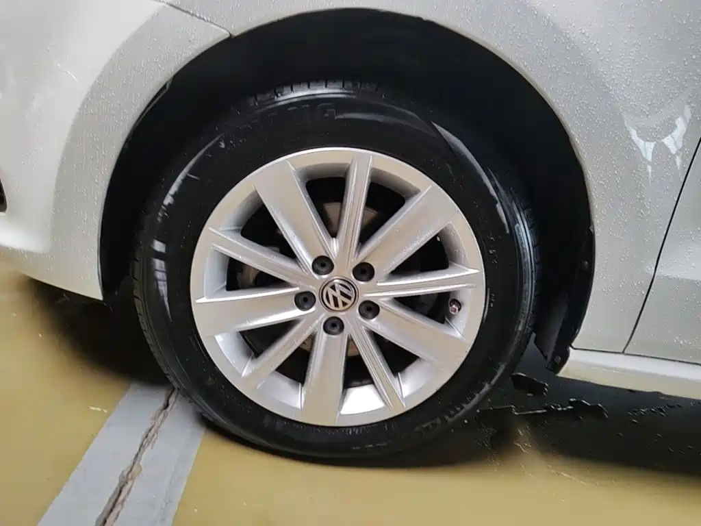 Volkswagen Polo — миниатюра 23