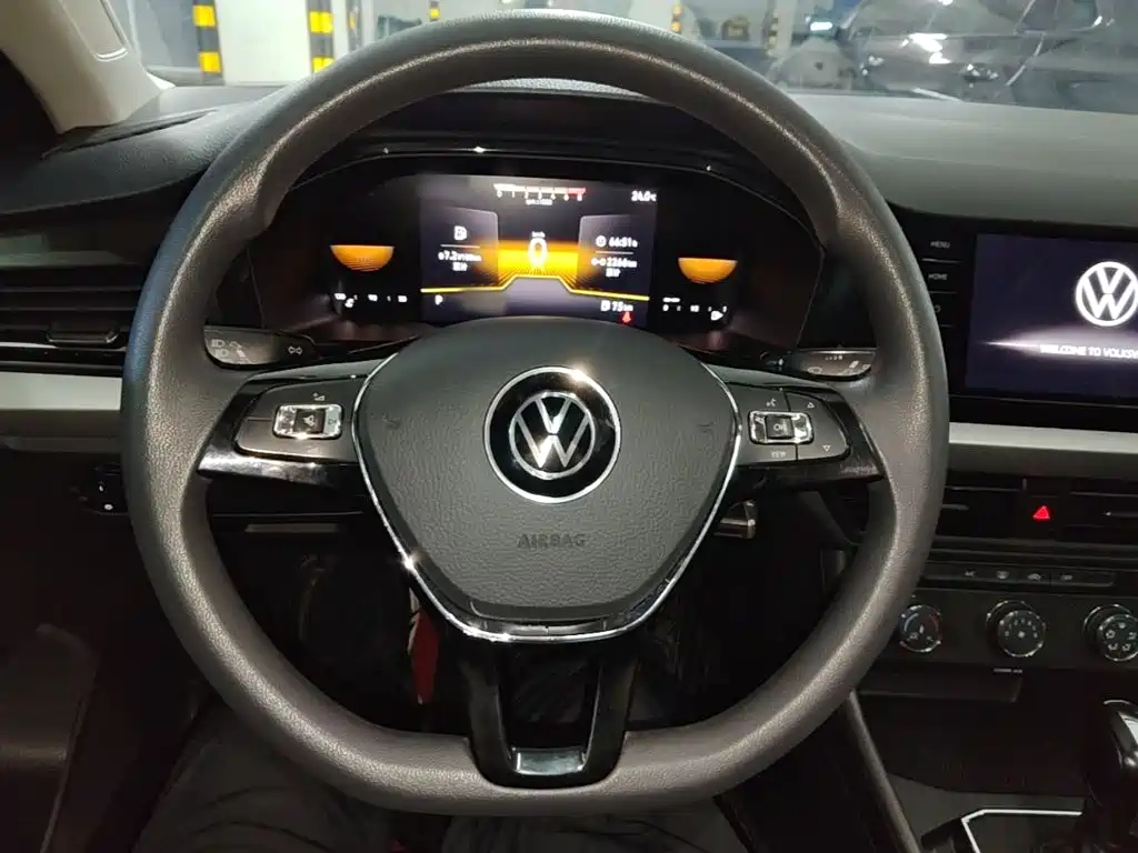 Volkswagen Lavida — миниатюра 11