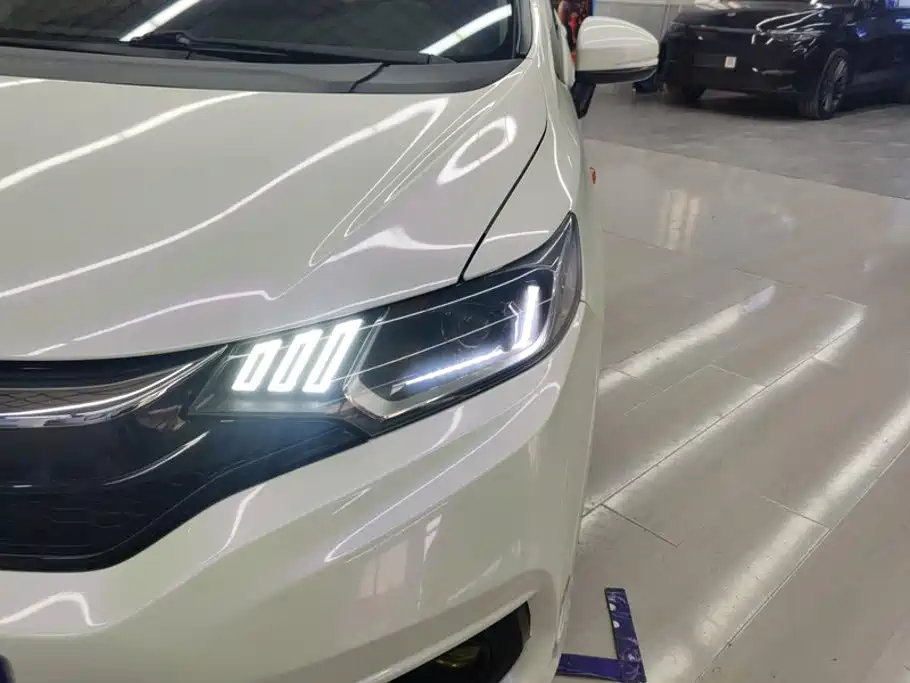 Honda Fit — миниатюра 5