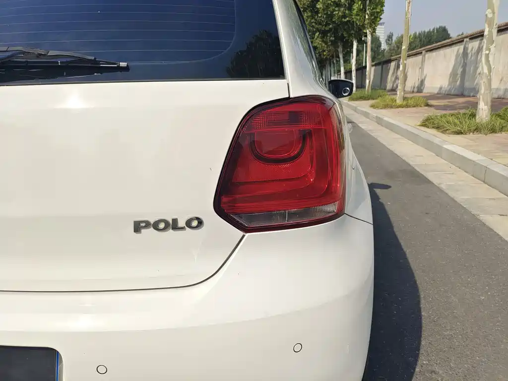 Volkswagen Polo — миниатюра 18