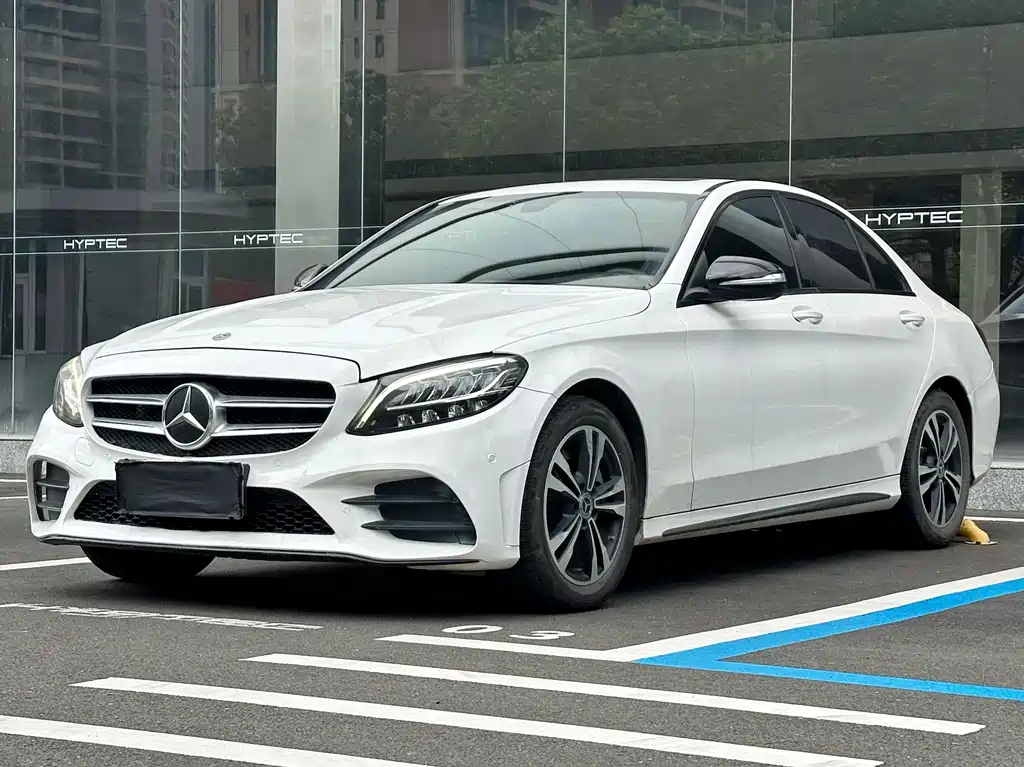 Mercedes-Benz C-Class 2020