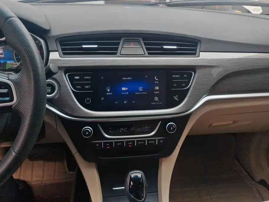 Geely Emgrand — миниатюра 13