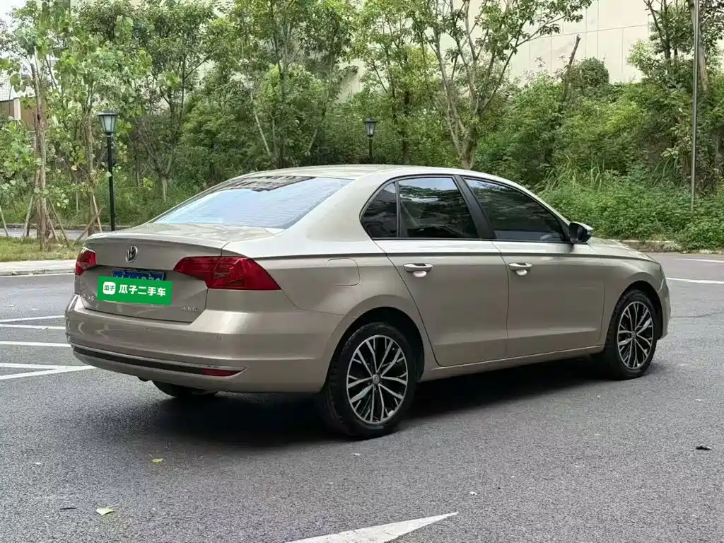 Volkswagen Bora — миниатюра 7