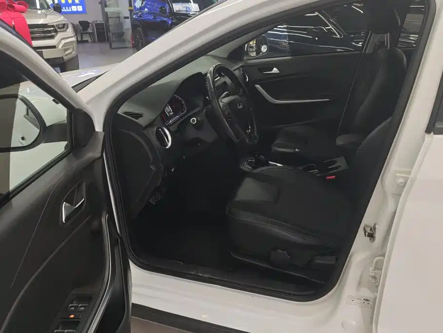 Chery Tiggo 3x — миниатюра 9