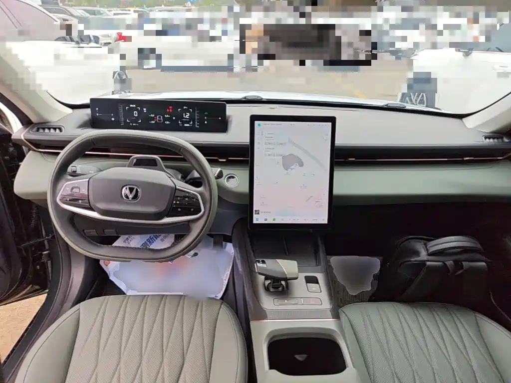 Changan Yida — миниатюра 10