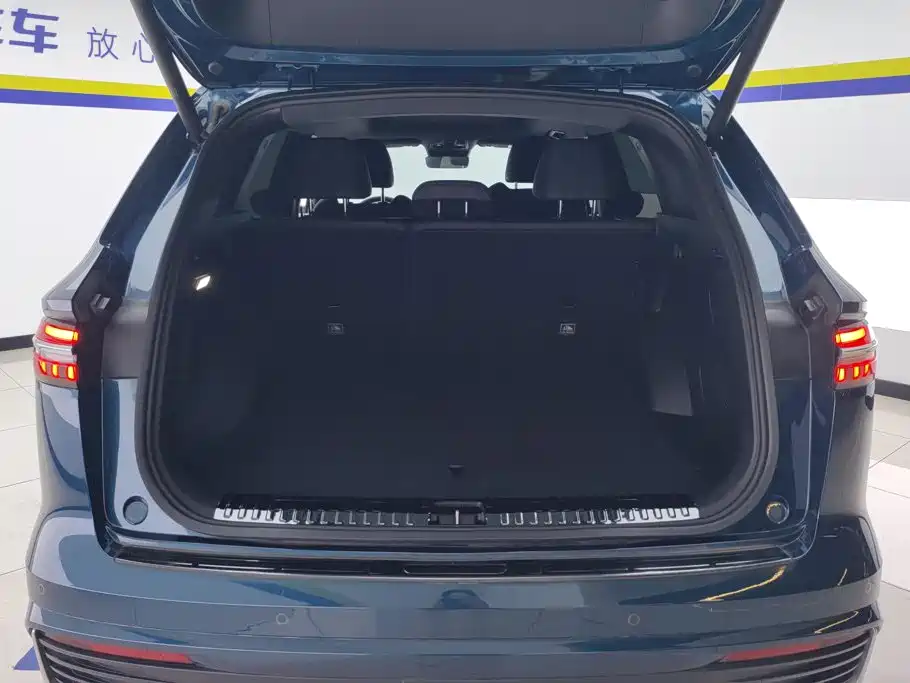Geely Xingyue L — миниатюра 4