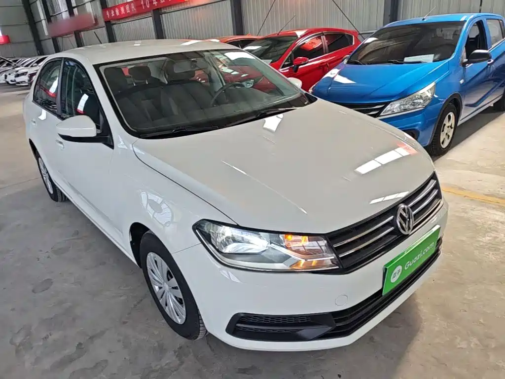 Volkswagen Santana — миниатюра 4