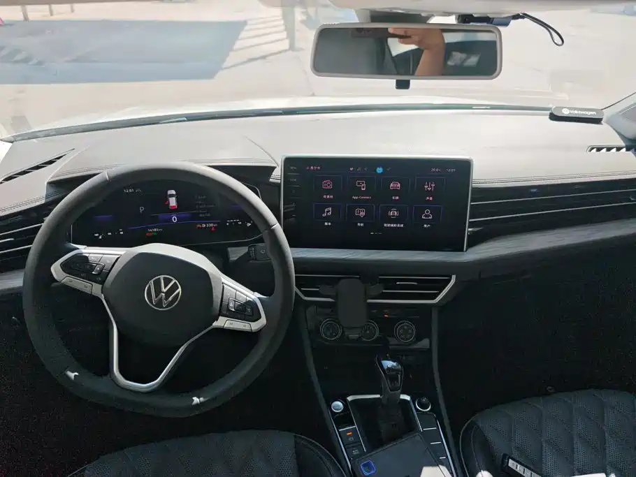 Volkswagen Sagitar — миниатюра 12