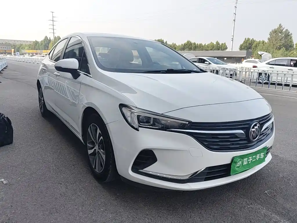 Buick Verano — миниатюра 4
