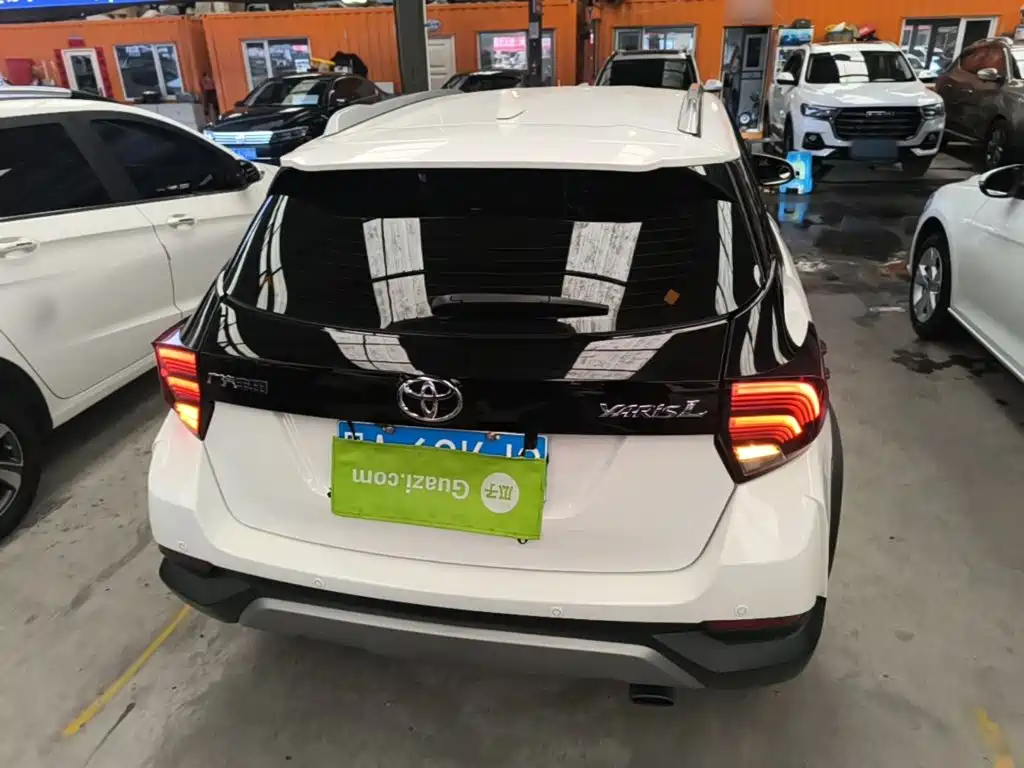 Toyota Yaris L — миниатюра 6