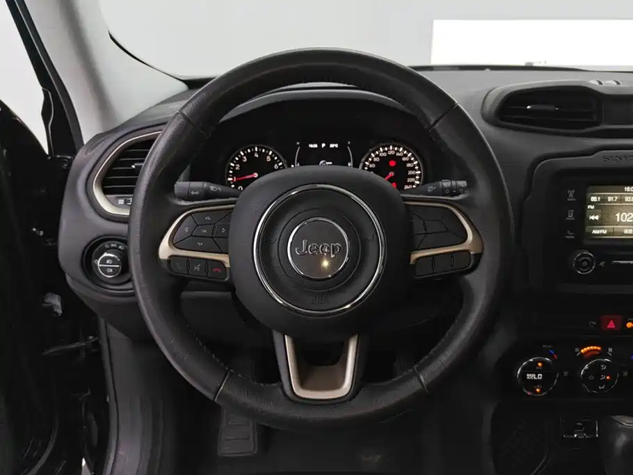 Jeep Renegade — миниатюра 15