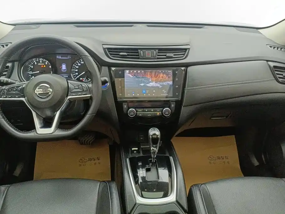 Nissan X-Trail — миниатюра 12