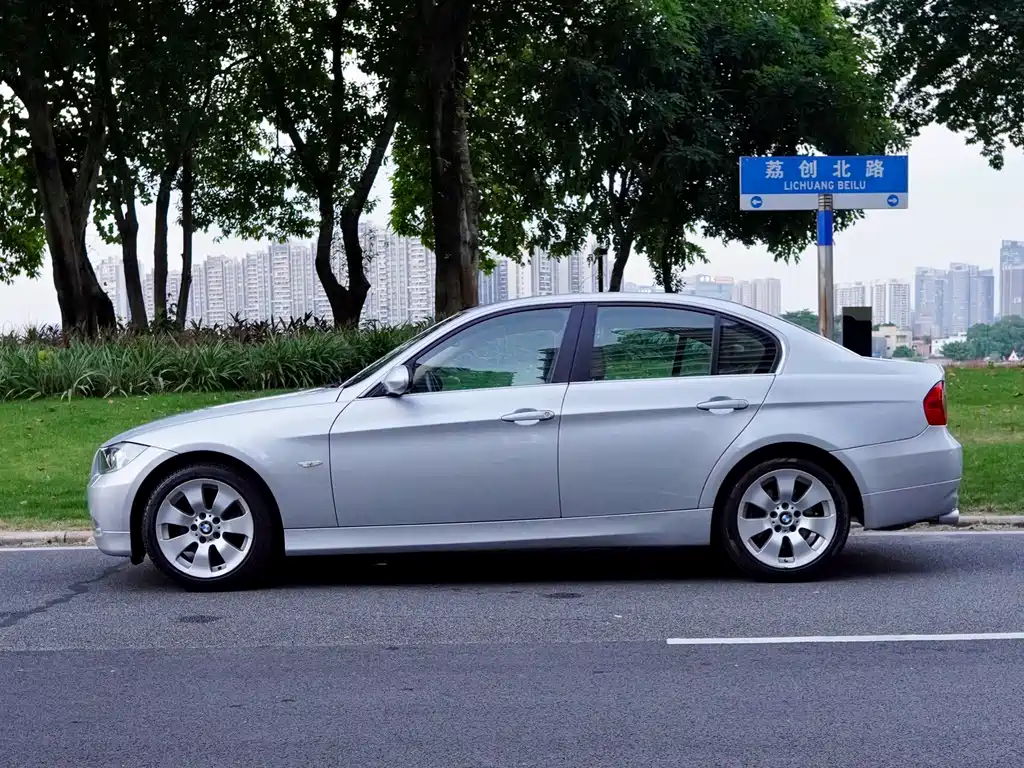 BMW 3 Series (Import) — миниатюра 4