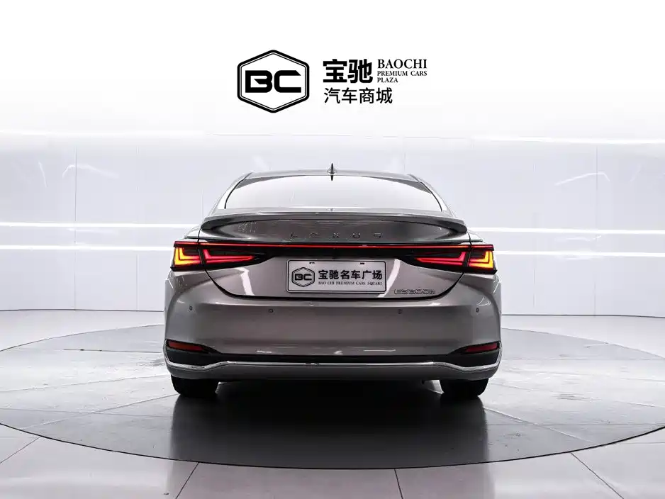 Lexus ES 2025 300h Premium