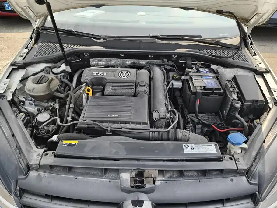 Volkswagen Golf — миниатюра 10