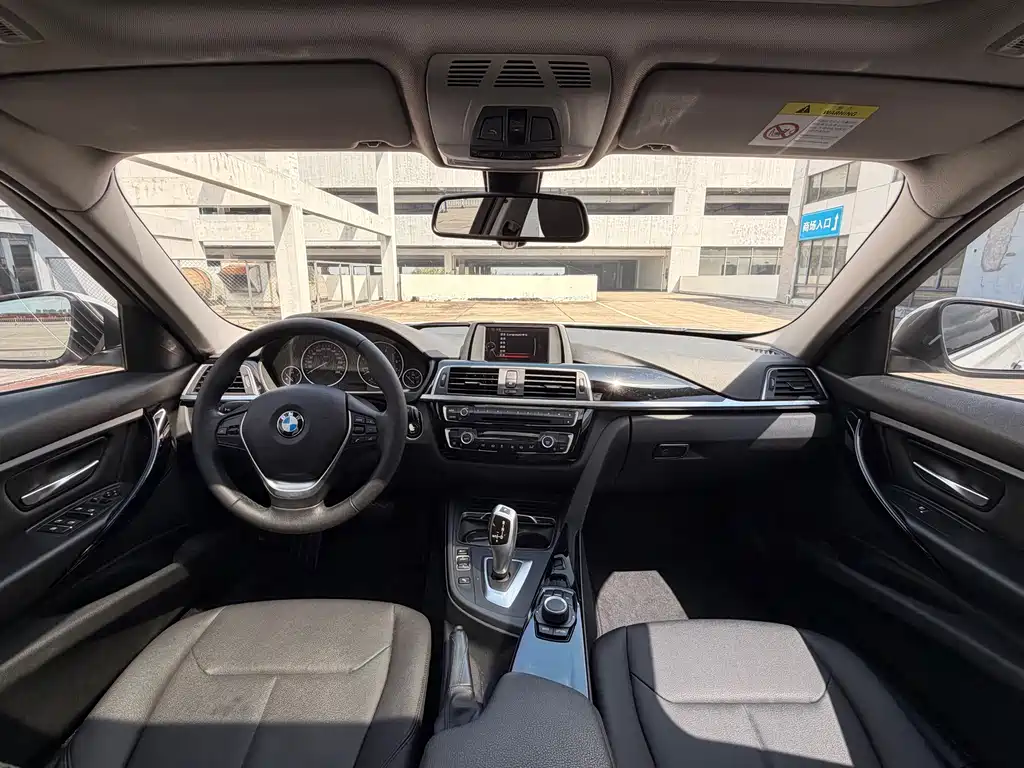 BMW 3 Series — миниатюра 10