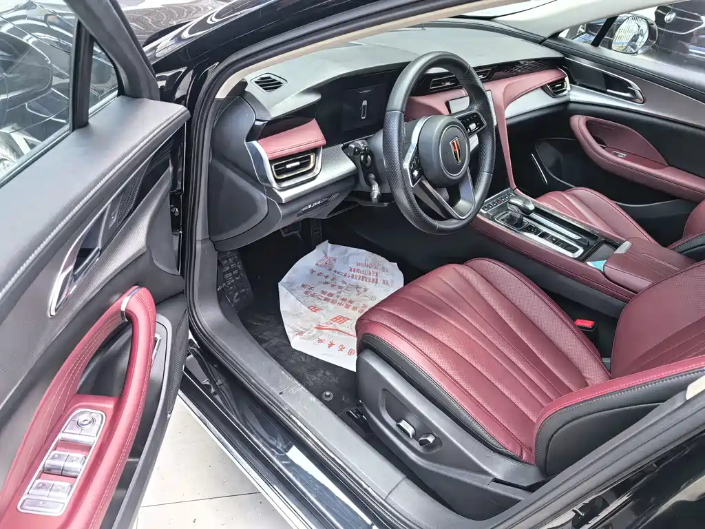 Hongqi Hongqi H5 — миниатюра 11