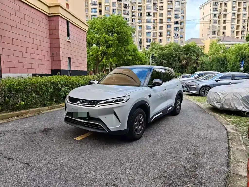 BYD Yuan UP
