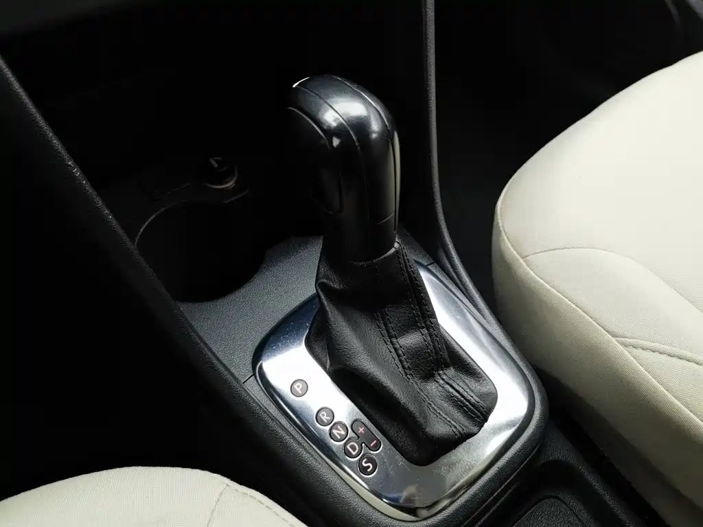 Volkswagen Polo — миниатюра 13