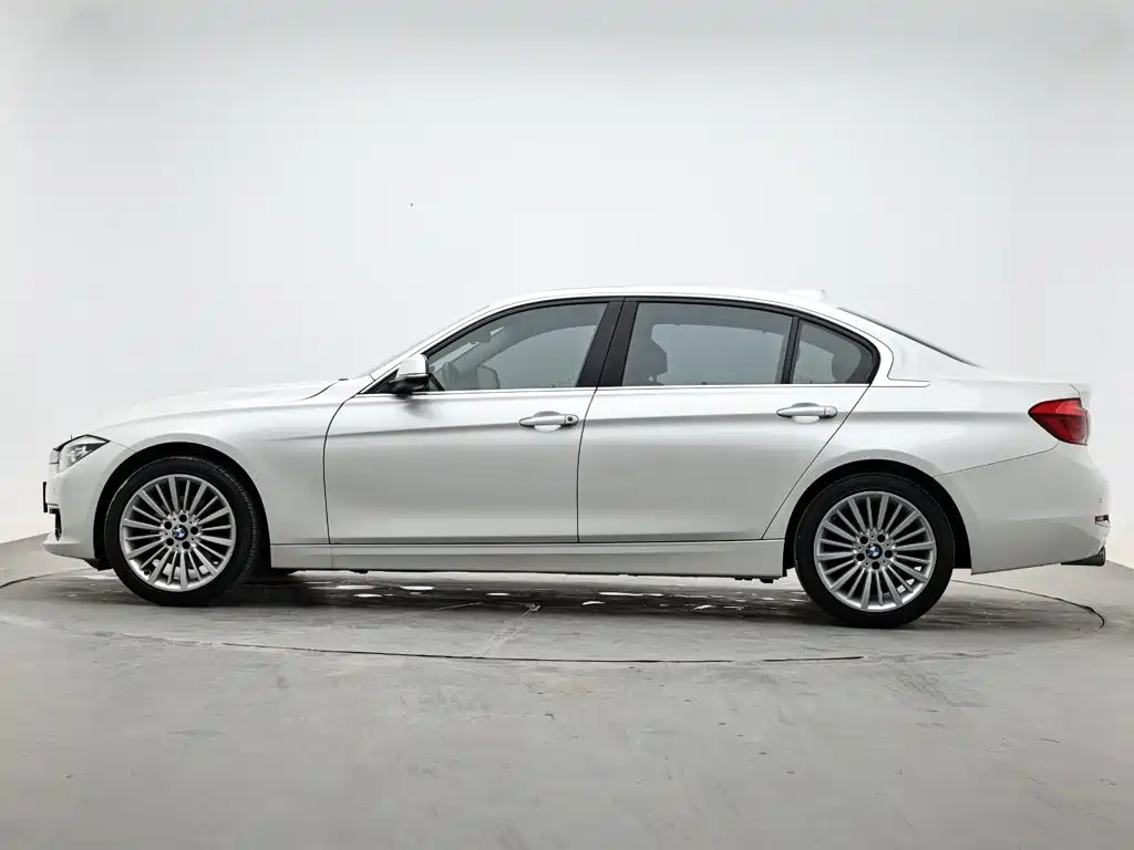 BMW 3 Series — миниатюра 6