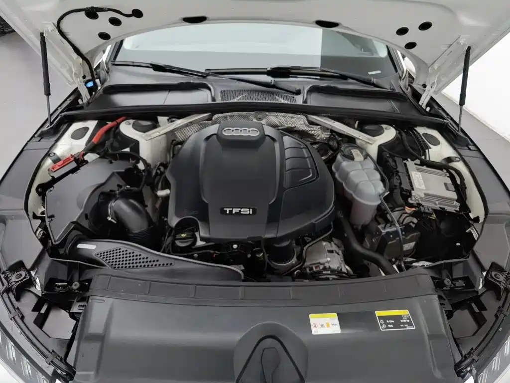 Audi A4L — миниатюра 6