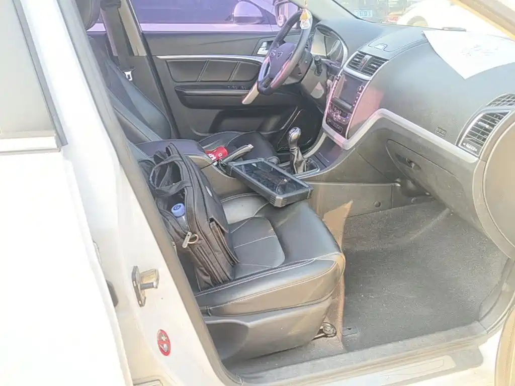 Geely Emgrand — миниатюра 25