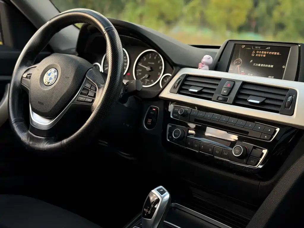 BMW 3 Series GT — миниатюра 15