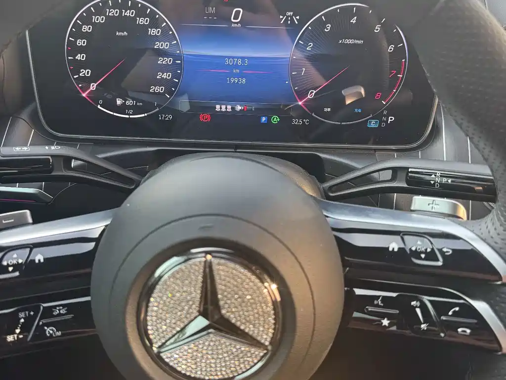 Mercedes-Benz C-Class — миниатюра 4