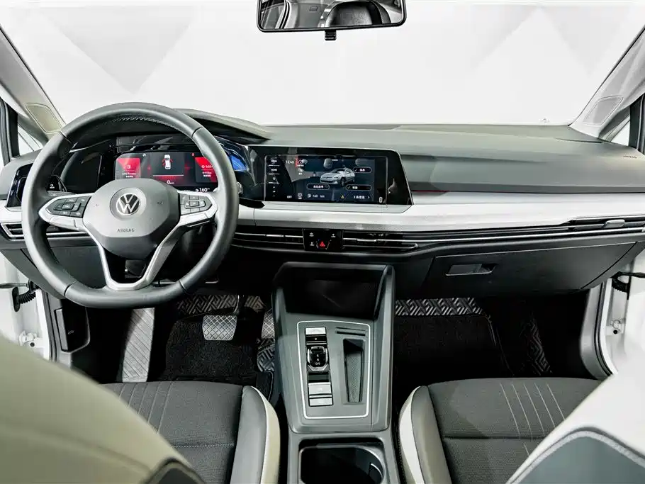 Volkswagen Golf — миниатюра 12