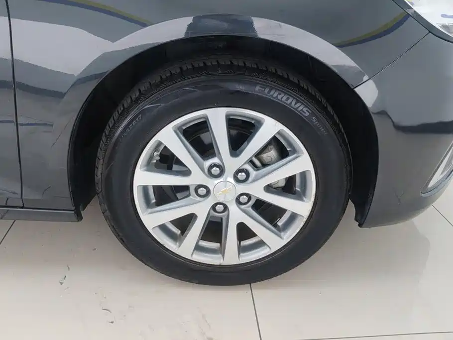 Chevrolet Malibu — миниатюра 6