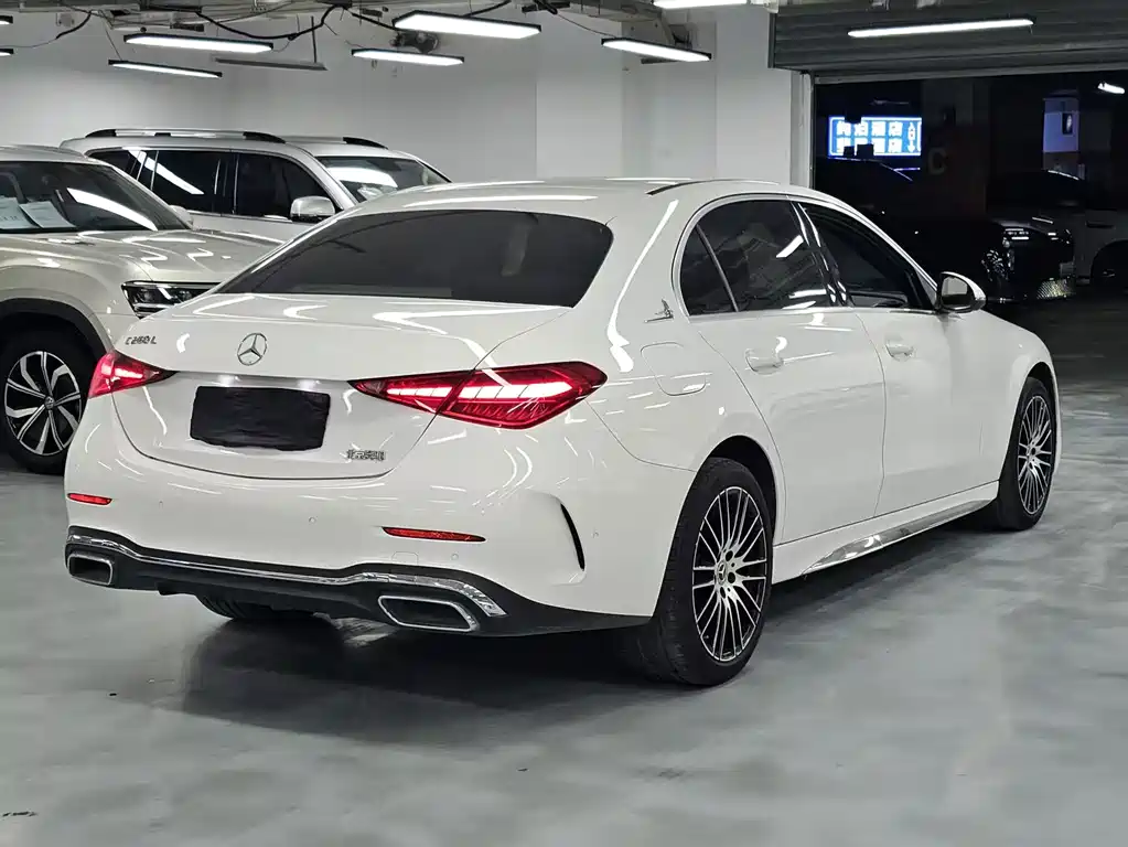 Mercedes-Benz C-Class — миниатюра 4