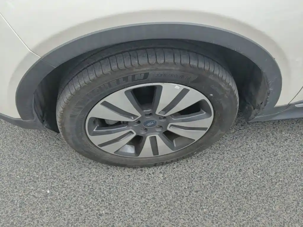 Ford Ведущий EV — миниатюра 23