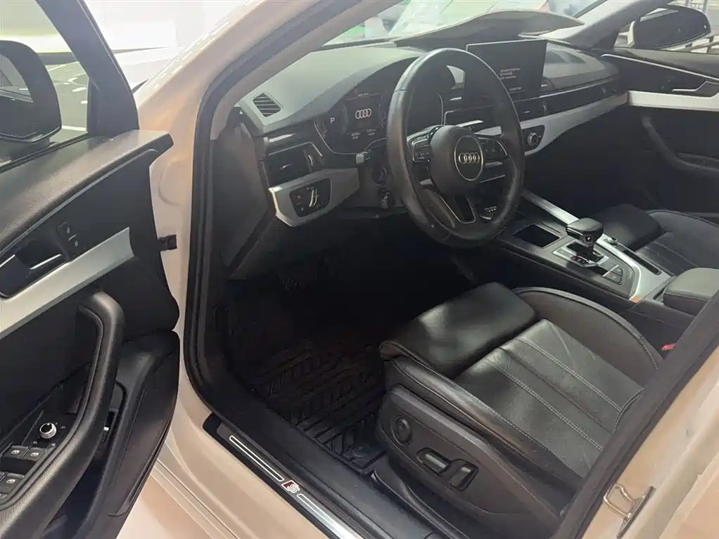 Audi A4L 2020 40 TFSI Fashion