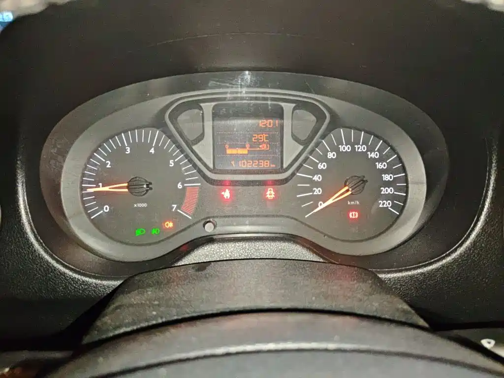 Citroen Elysee — миниатюра 12