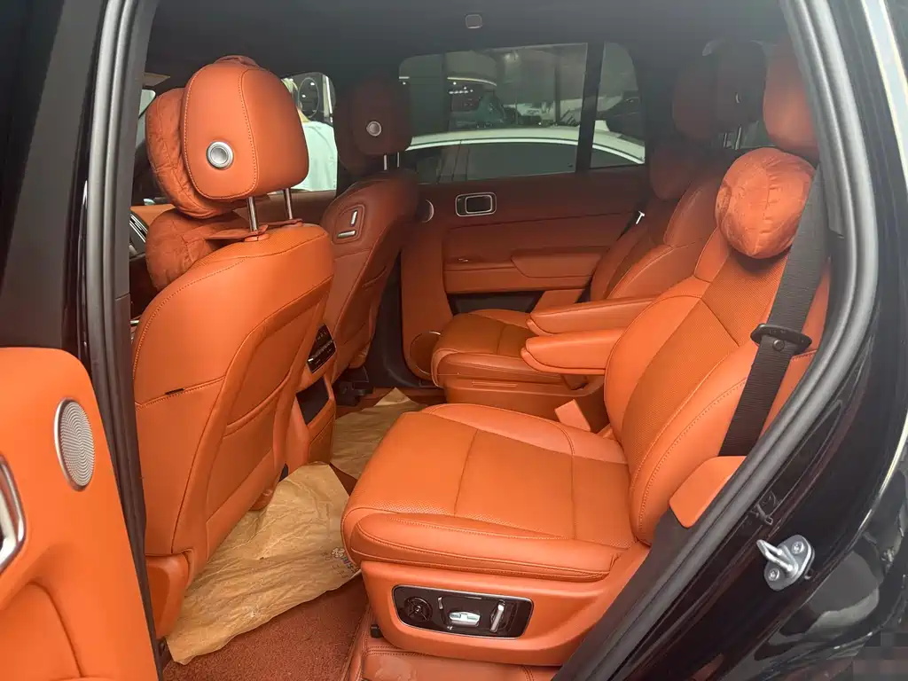 Li Auto Li L8 — миниатюра 6
