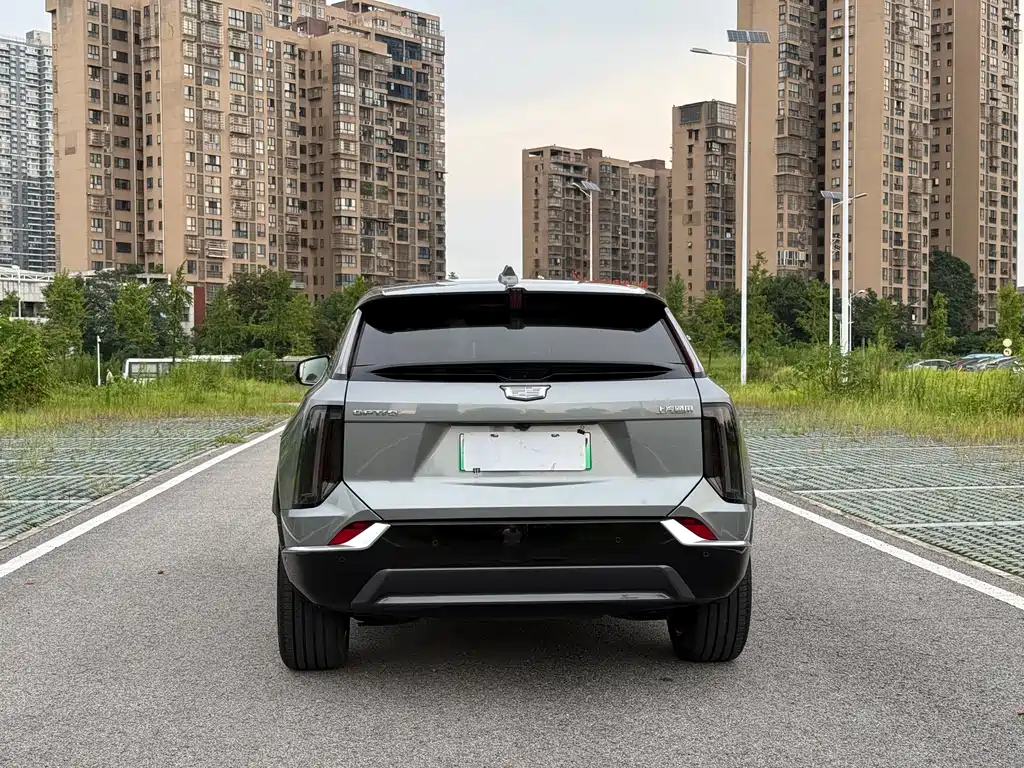 Cadillac IQ — миниатюра 12