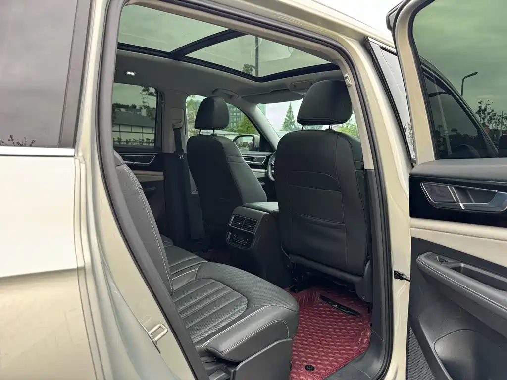 Volkswagen Teramont — миниатюра 13