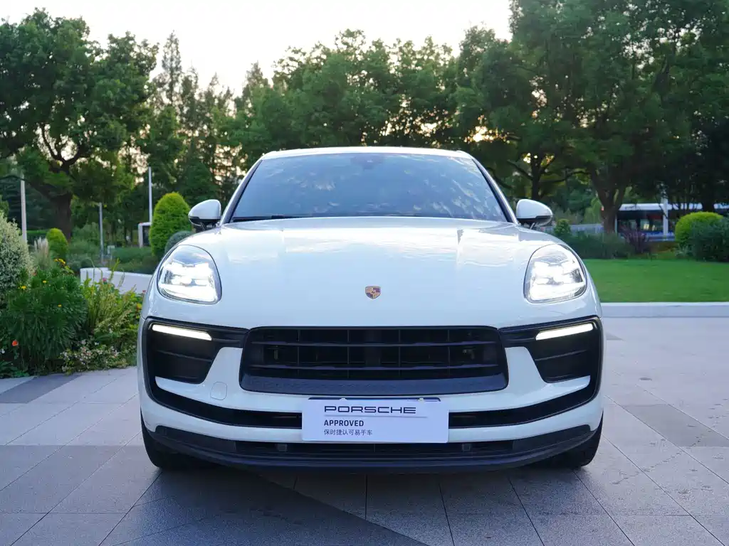 Porsche Macan — миниатюра 2