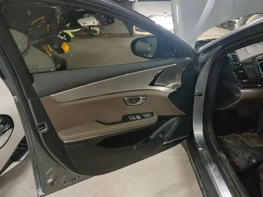 BYD Han — миниатюра 7